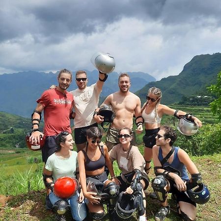 Hg Hostel And Motorbikes Ha Giang Exterior foto