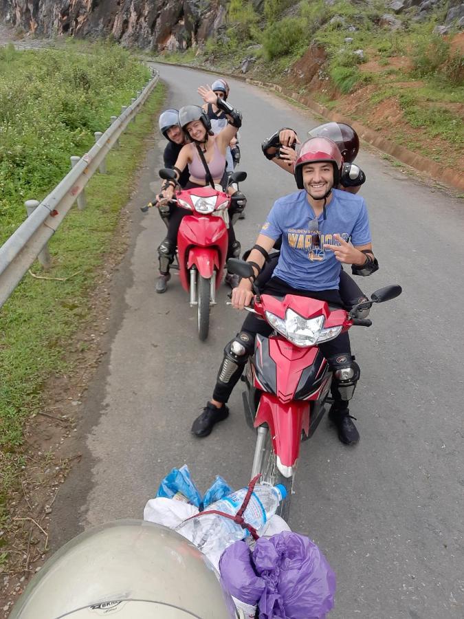 Hg Hostel And Motorbikes Ha Giang Exterior foto